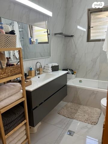 דירה, היען 20, מלחה, מנחת, ירושלים