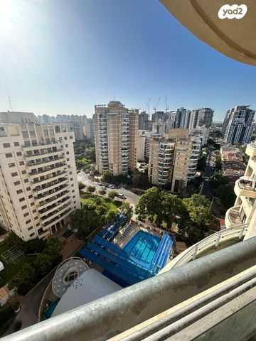 דירה, מרדכי גור 11, רמת הדר, גבעת שמואל