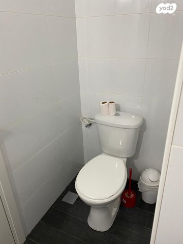 דירה, הירדן 27, נווה רם, שיכון מזרחי, רמת גן