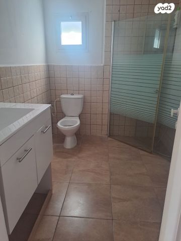 בית פרטי/ קוטג', שביל ההרדוף 2, עמידר, נהריה