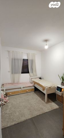 בית פרטי/ קוטג', הדרים 84, מרכז פרדס חנה, פרדס חנה כרכור