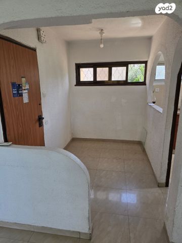 דירה, הרב מיימון 15, רובע ב', אשדוד