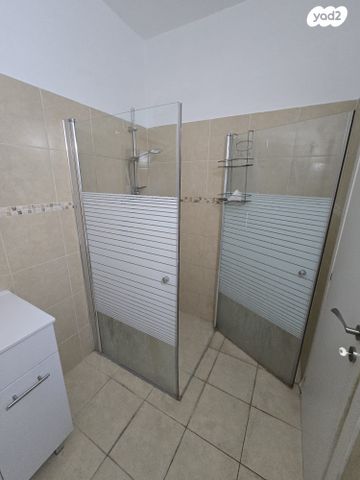 דירה, הרצל 41, עיר, מרכז העיר, נהריה