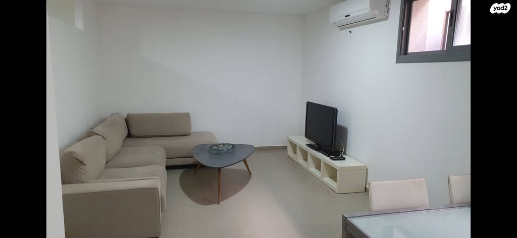 נחום גוטמן 10