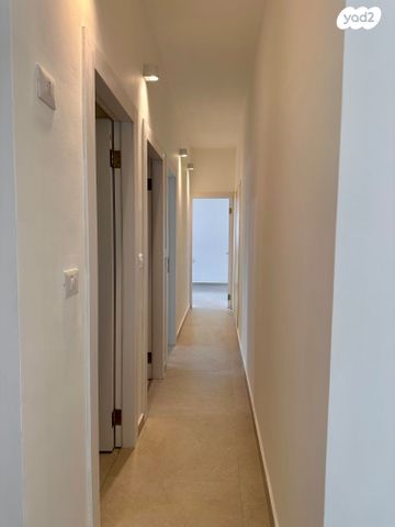 יחידת דיור, בן יהודה 12, הרצליה, חיפה