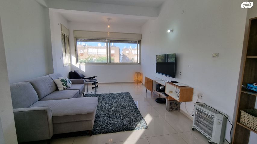 דירה, השומר 38, שיכון עובדים, טבריה