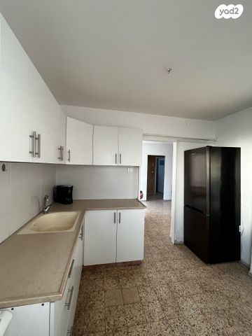 דירה, טיילת נווה 37, נווה, קצרין