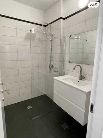 דירה, חובבי ציון 3, לב תל אביב, לב העיר צפון, תל אביב יפו