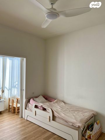 דירה, שפינוזה 10, אברמוביץ', ראשון לציון