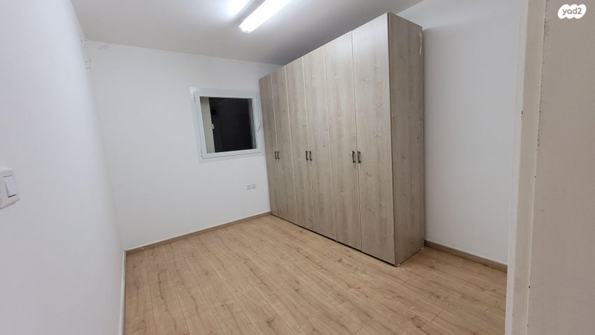 דירה, הצנחנים 14, מגדיאל, הוד השרון