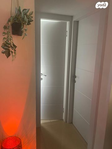 דירה, ההסתדרות 120, נאות שושנים, חולון