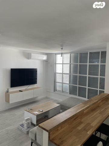 דירה, סמילנסקי 28, מרכז העיר דרום, נתניה