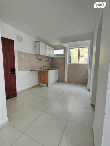 דירה, גולן 4, צפונית / רסקו, נצרת עילית / נוף הגליל