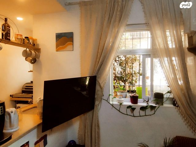 דירה, רות 6, הצפון הישן - דרום, תל אביב יפו