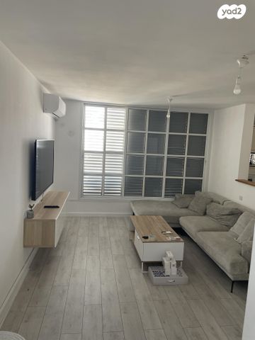 דירה, סמילנסקי 28, מרכז העיר דרום, נתניה