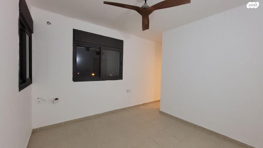 דירה, הצנחנים 14, מגדיאל, הוד השרון