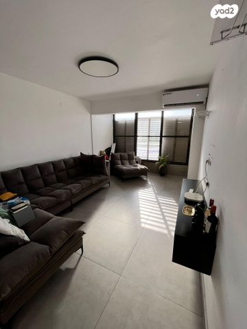 דירה, קרן קיימת לישראל 20, רמת יוסף, בת ים