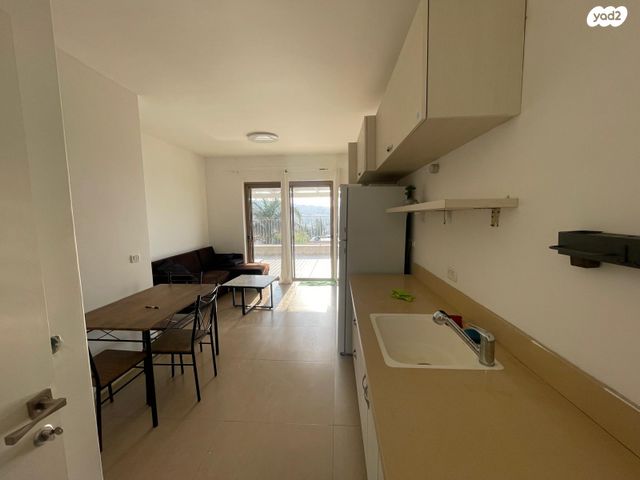 דירה, נורית, נורית, נורית