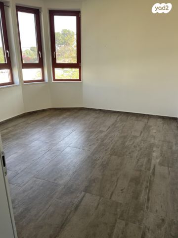 יחידת דיור, אריה קרסיקוב 5, המושבה הגרמנית, גדרה