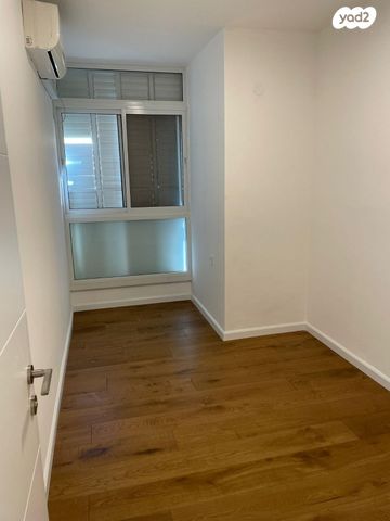 דירה, חובבי ציון 3, לב תל אביב, לב העיר צפון, תל אביב יפו