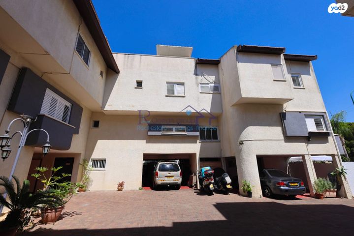 בית פרטי/ קוטג', אצ"ל 13, רמת אפרים, נתניה