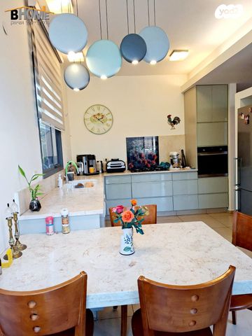 דו משפחתי, יעף