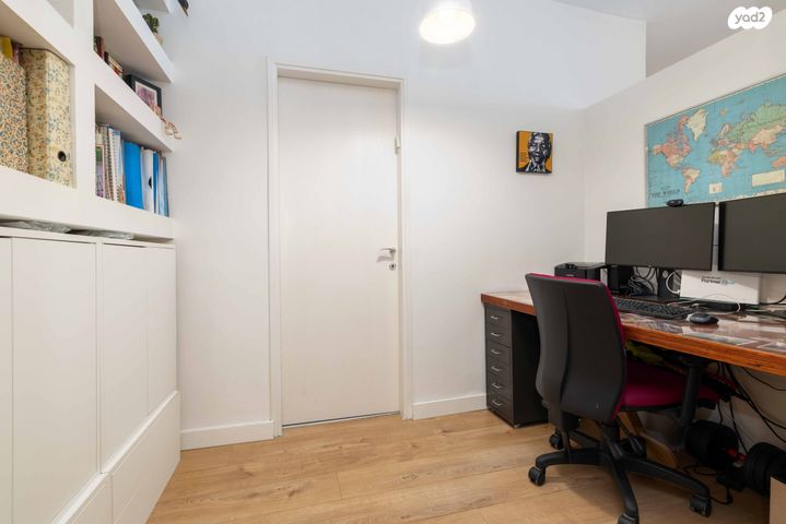 דירה, צבי הירשפלד, רמז, מערב ותיק, ראשון לציון