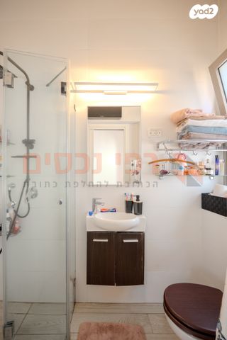 דירה, גבעת הרמבם, גבעתיים