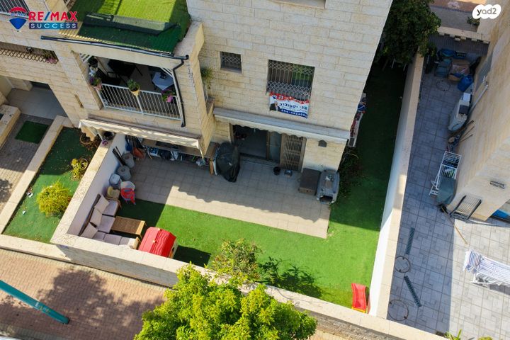 דירת גן, עוזי חיטמן 34, קרית האמנים, מצליח, רמלה