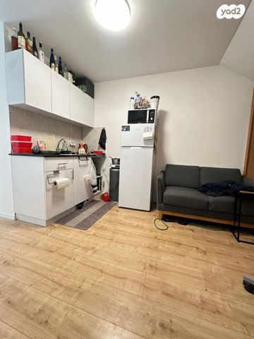 דו משפחתי, גלבוע, צוותא א, אלפי מנשה