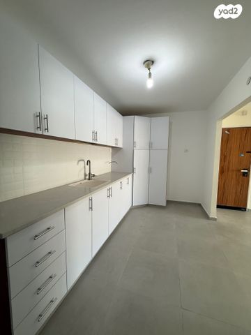 דירה, קרית ים