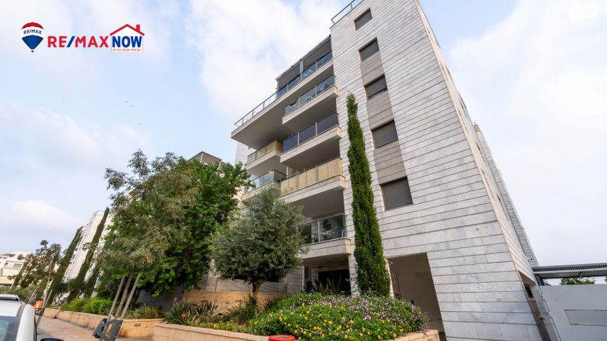 דירת גן, שדרות הרצל, נאות שמיר, יבנה