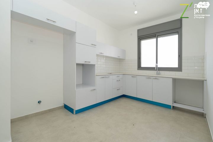 דירה, אבן שפרוט 14, מרכז, הרצליה