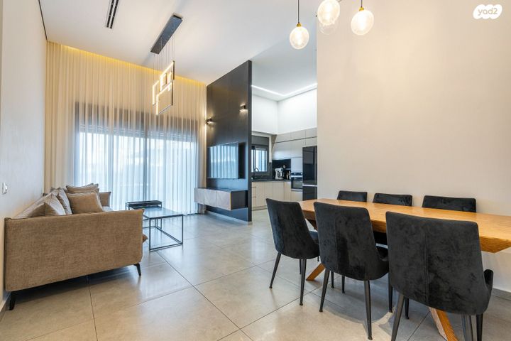 דירת גן, שדרות דוד המלך 29, אור ים, אור עקיבא