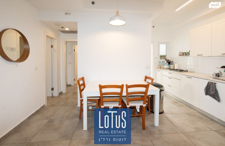 דירה, הפרטיזנים, נווה עמל, הרצליה