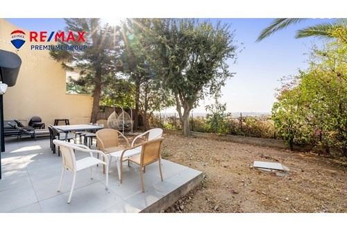 דו משפחתי, שוהם