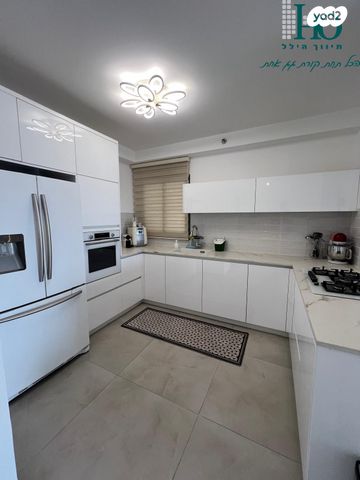 דירה, דרך ארץ, עיר היין, אשקלון