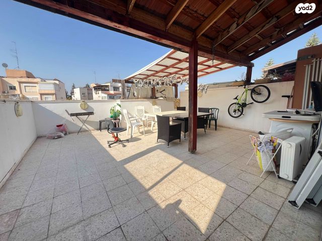 גג/ פנטהאוז, ה' באייר, נווה אפק, ראש העין