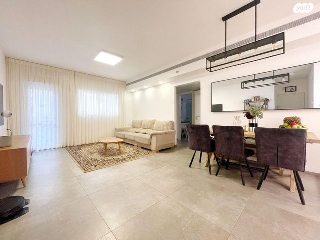 רא"ל מוטה גור 