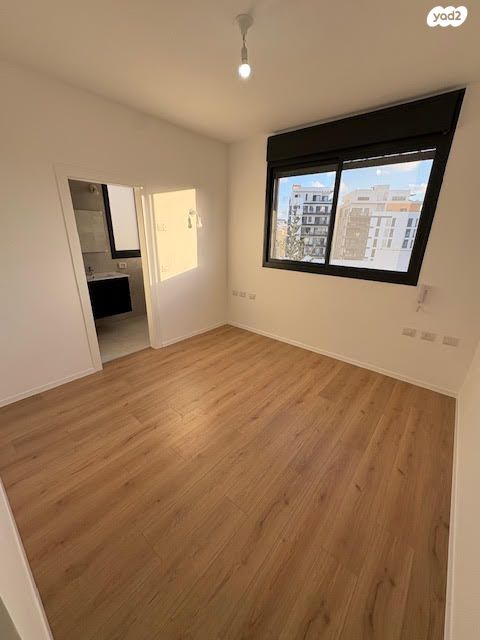 דירה, הרב חבה אליהו, שכונת חשמונאים, מרכז העיר א, רמת גן