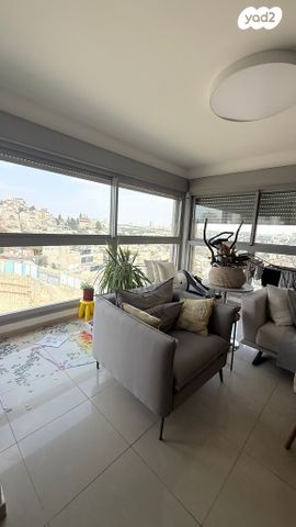 דירה, אברהם פררה 1, הולילנד, ירושלים