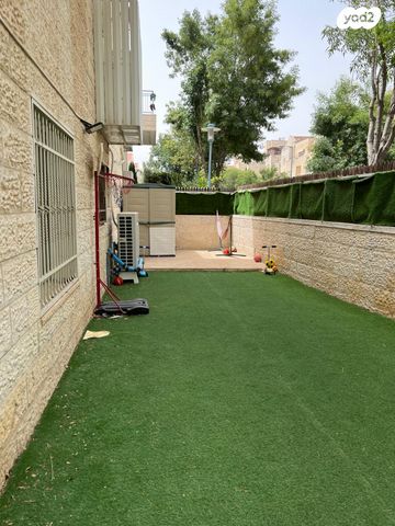 דירת גן, משה קול 76, בית הכרם, רמת בית הכרם, ירושלים