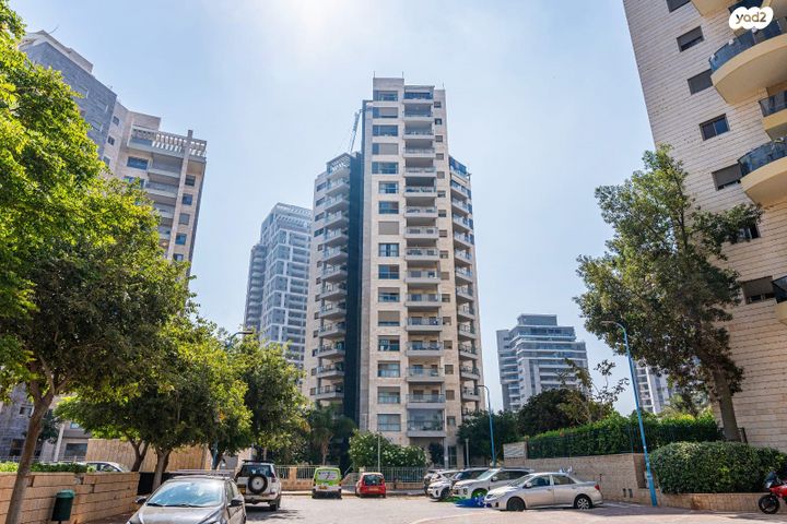 דירה, אדני פז 46, עין הים, חדרה