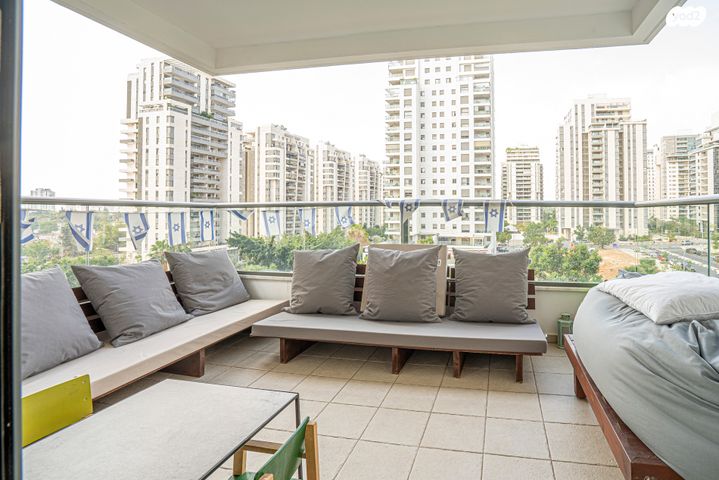 דירה, עזר וייצמן, מתחם 1200, הוד השרון