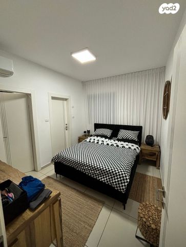 דירה, ישראל שוחט, נווה זאב, נאות אילן, באר שבע