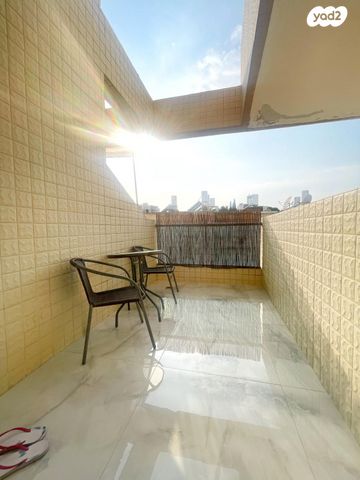 דירה, כובשי החרמון 17, שעריים, רחובות