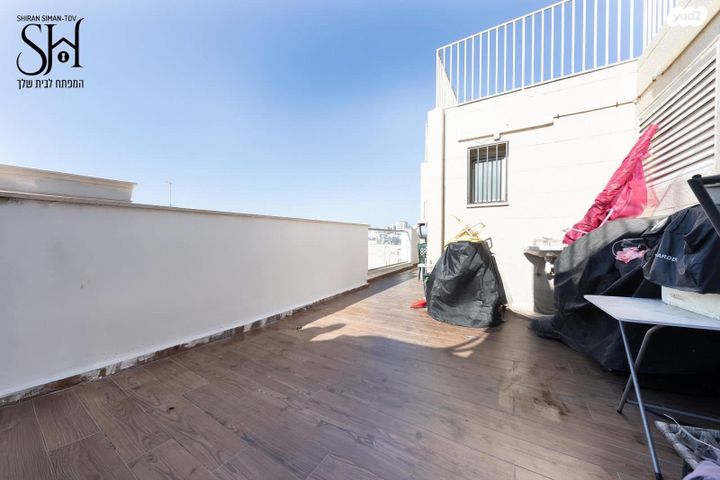 גג/ פנטהאוז, יוסף חיים ברנר, גרין ועם, חולון