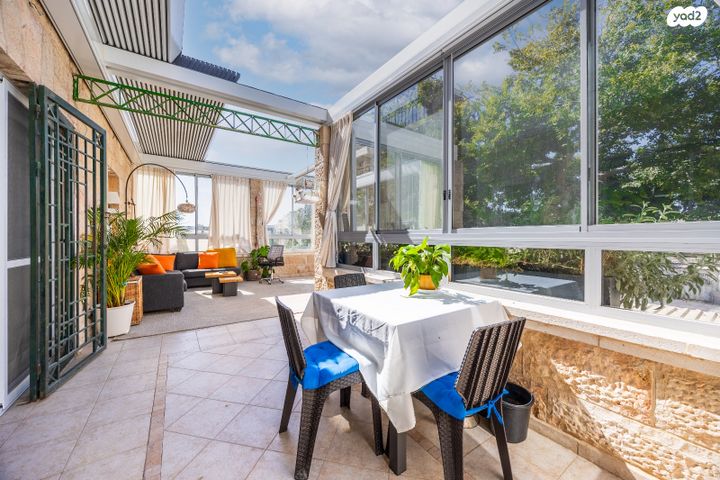 דירת גן, תלתן, רמת שרת, ירושלים