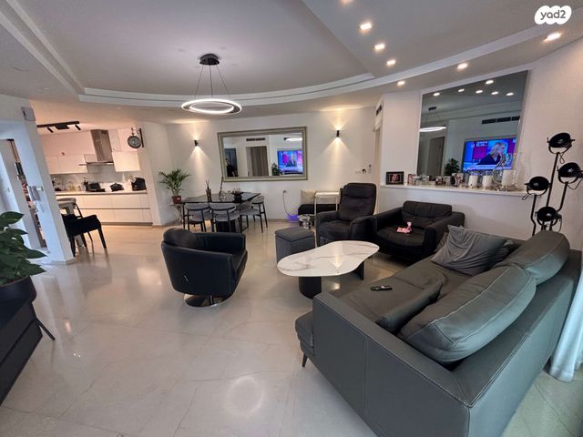 דירת גן, נאות שקמה, ראשון לציון