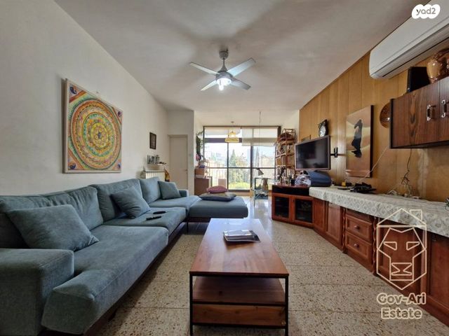 דירה, הבנאי, בית הכרם, רמת בית הכרם, ירושלים